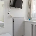 Πανσιόν A Tinian 1 Τήνος