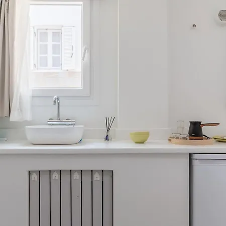 A Tinian 1 Gasthuis Tínos