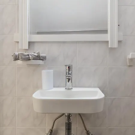 Affittacamere A Tinian 1