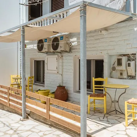 A Tinian 1 3* Tínos