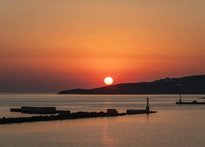 A Tinian 1 Konukevi 3*